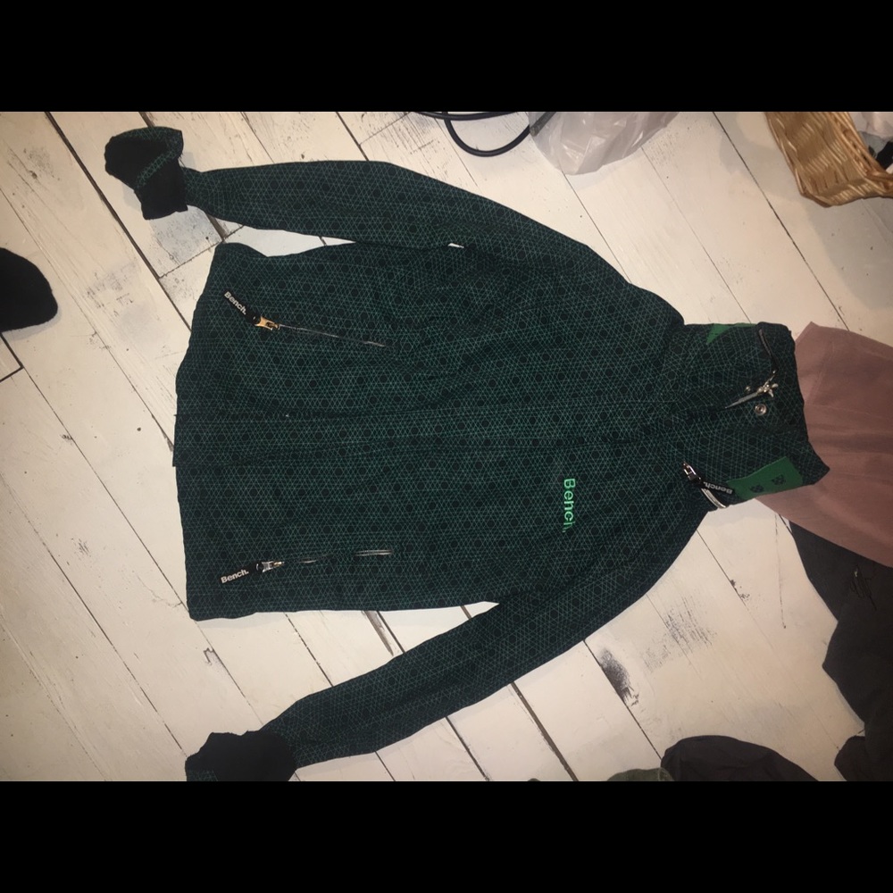 Bench winderbreaker jacket